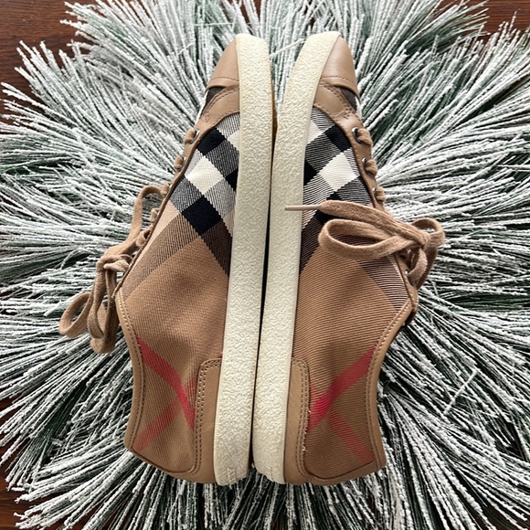 Burberry London Brown-Tan Leather Canvas 
Sneakers - Picture 5 of 12